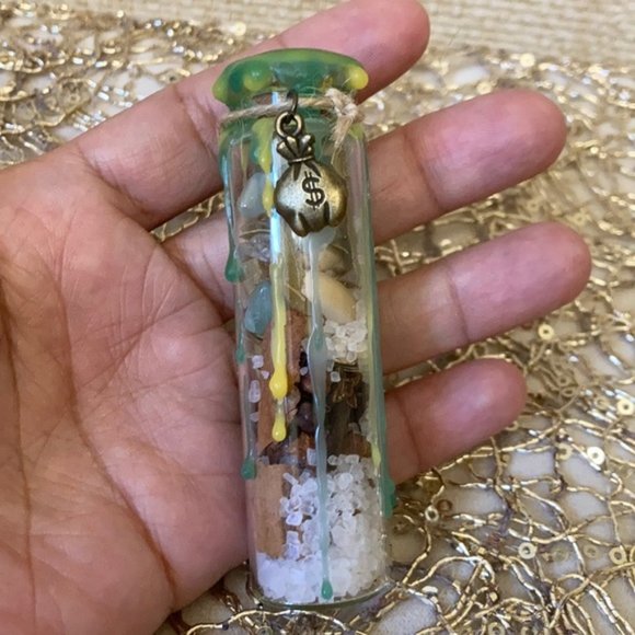 Abundance Money 💰 Crystal Bottle Spell - Picture 6 of 11